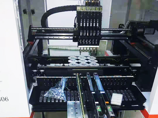 led貼片機該如何使用飛達