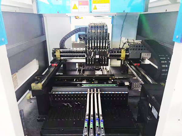 自動貼片機生產工作注意事項